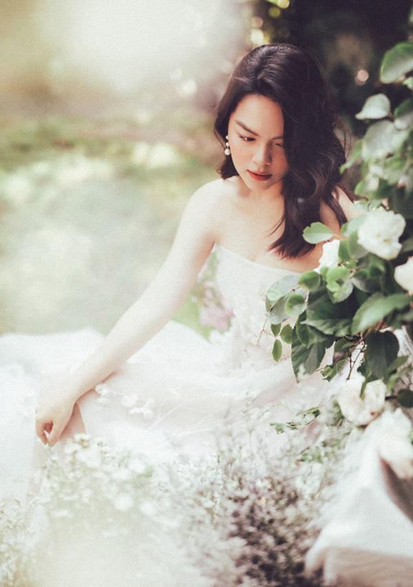 Phạm Quỳnh Anh quá xinh đẹp, hứa sẽ hát nhạc tích cực hơn trong năm tới-6