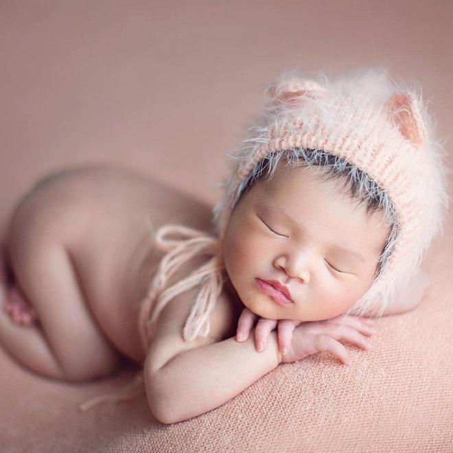 Diệp Lâm Anh lần đầu công khai gương mặt con gái đầu lòng sau 3 tháng giấu kín-2