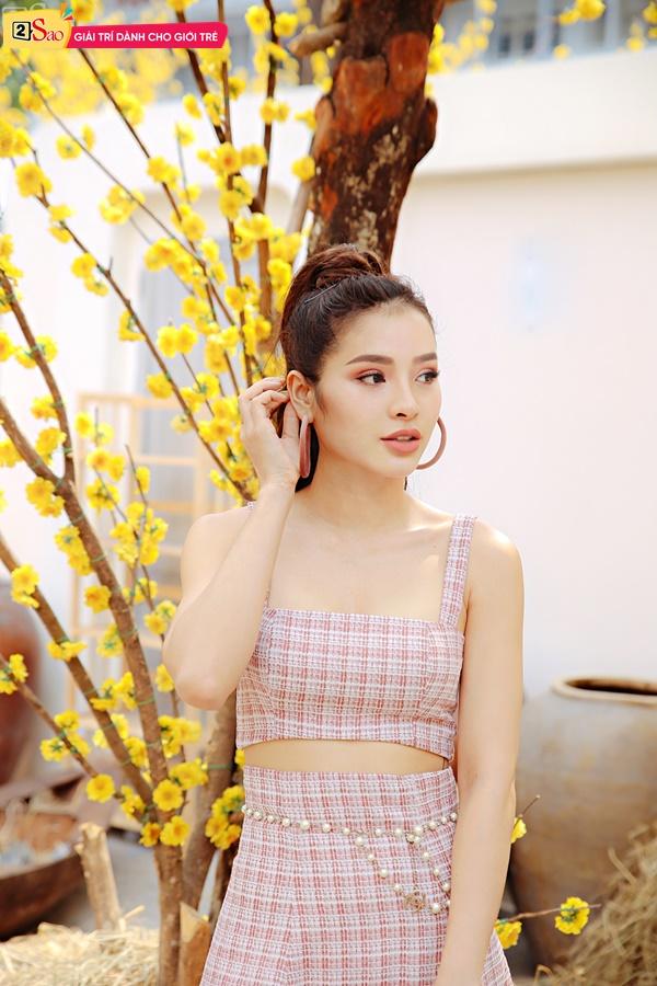 Lục túi Phương Trinh Jolie ngày Tết: Bất ngờ với món đồ rẻ như bèo trong túi xách Chanel trăm triệu-3