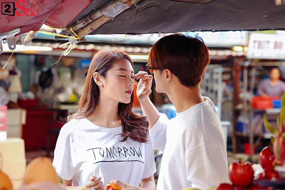 Ngắm Linh Chi - Lâm Vinh Hải tình tứ đi chợ Tết, ai cũng mong cặp đôi sớm báo hỷ trong năm mới Kỷ Hợi-10