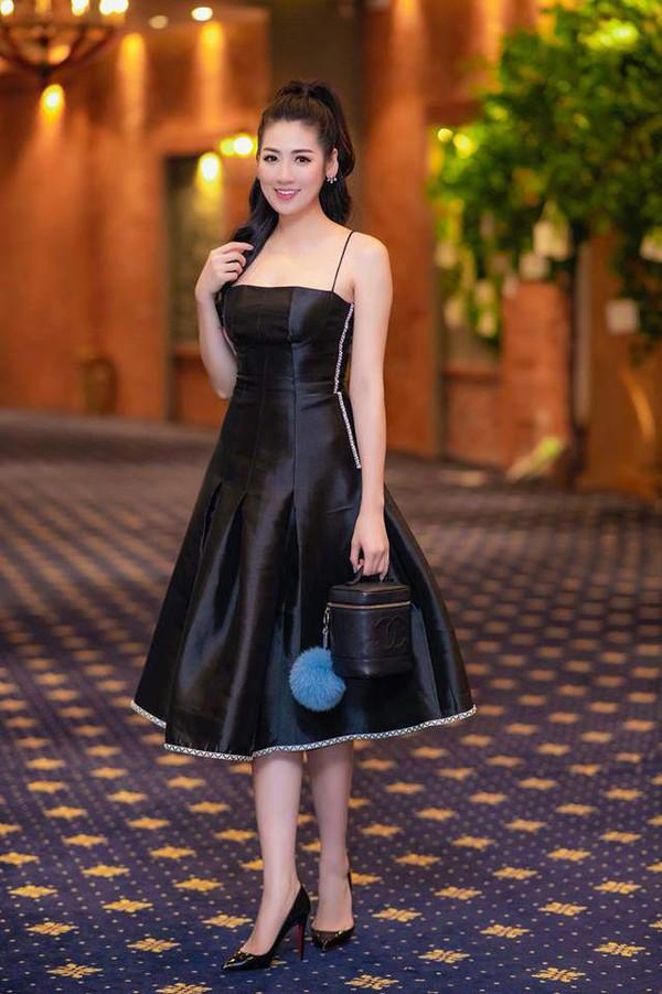 Trước khi chính thức thông báo sinh con, Á hậu Tú Anh đã ngấm ngầm làm điều này!-8