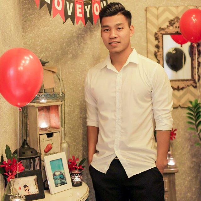 Văn Thanh bắt kịp xu hướng Tết, mặc áo hình chú heo sành điệu-4