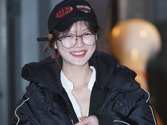 'Sao nhí xinh nhất xứ Hàn' Kim Yoo Jung mặc áo phao, đội mũ kín vẫn đẹp bất chấp