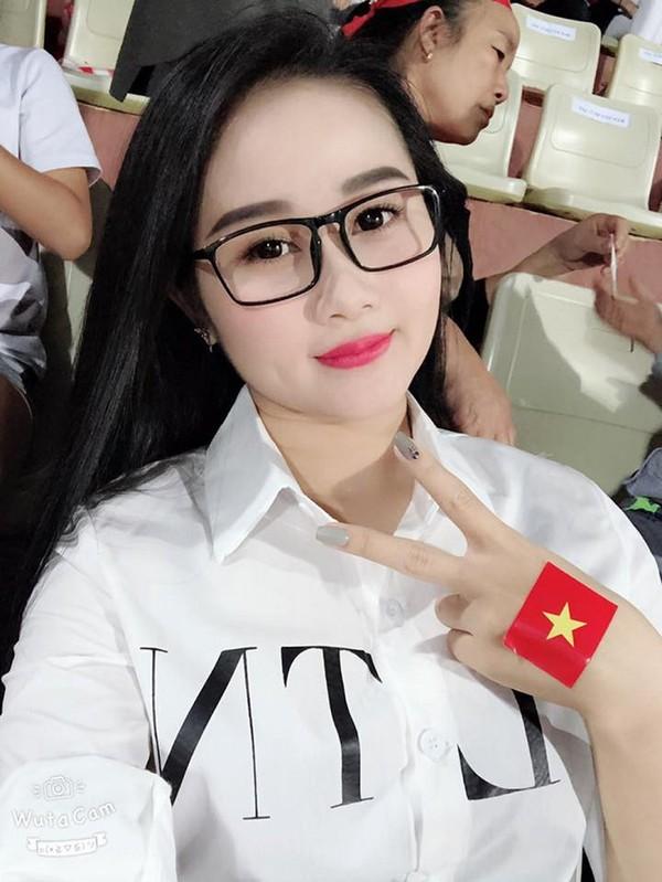 Bạn gái Quang Hải, Quỳnh Anh và các style làm đẹp để đón Tết Nguyên Đán-5