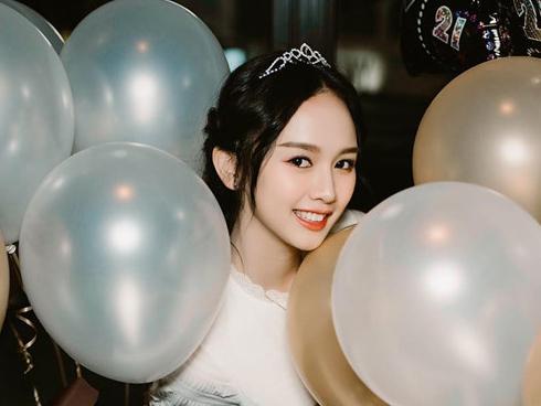 Rich kid Trinh Hoàng xinh như công chúa trong lễ ăn hỏi sang chảnh với chồng doanh nhân tại Hà Nội-12