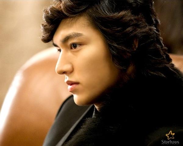 Đây là 4 nam chính huyền thoại không ai vượt qua được của màn ảnh nhỏ Hàn Quốc-3