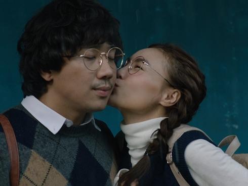 'Cua Lại Vợ Bầu': Bộ phim 'tưởng không hay mà hay không tưởng' trong dịp Tết Nguyên Đán