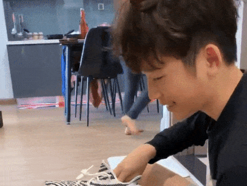 BẤT NGỜ CHƯA: Lâu lâu không lên sóng mà em trai Á hậu Huyền My đã có màn dậy thì trên cả thành công rồi đây-6