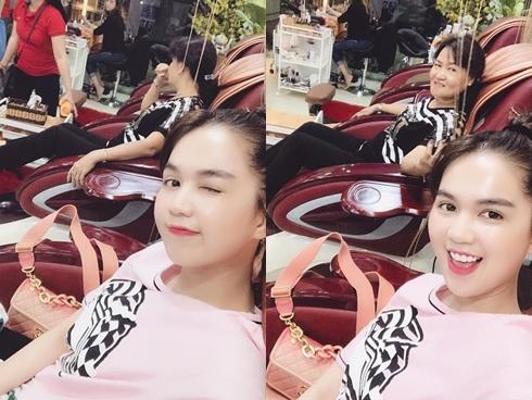 Ngọc Trinh không quên đưa mẹ kế đi tút tát sắc đẹp trước thời khắc giao thừa