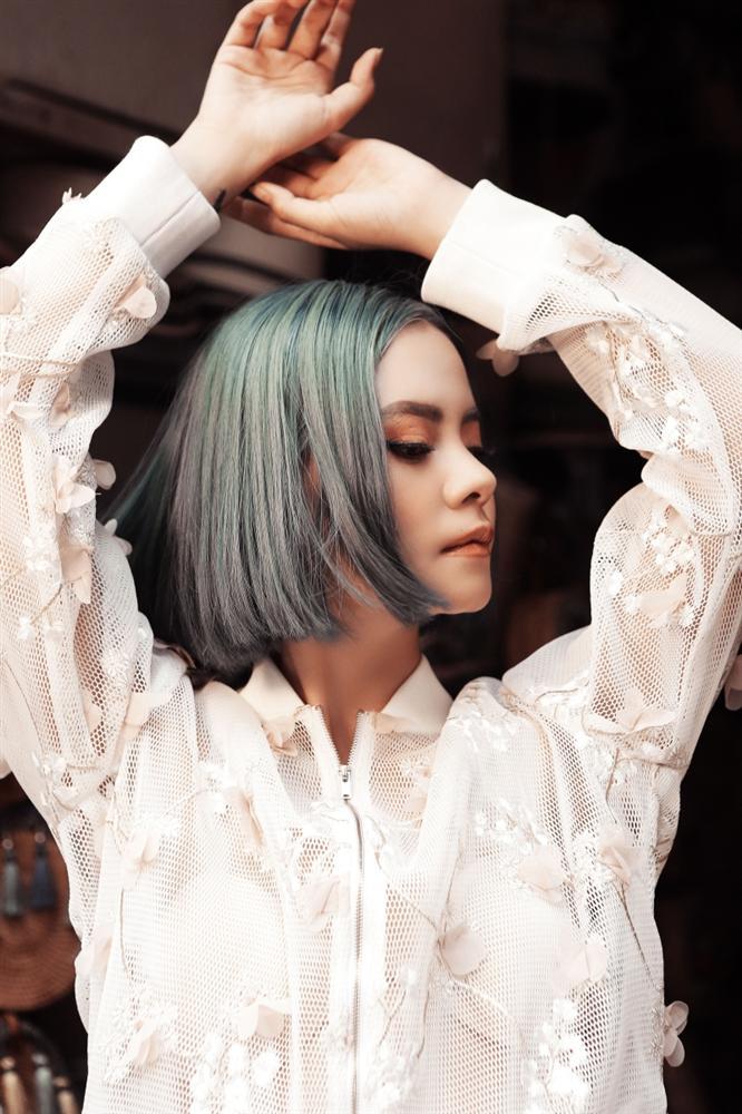 Profile không phải dạng vừa của Tia Hải Châu người khiến Hari Won dính nghi án đạo nhạc nhiều ca khúc-2