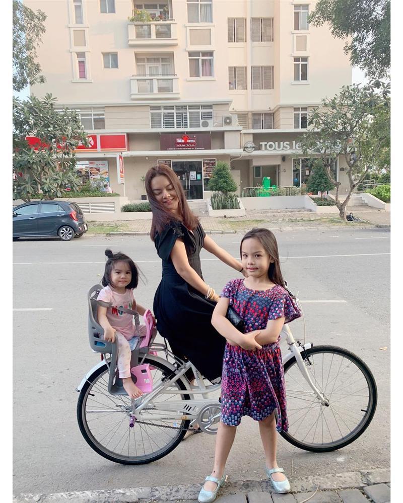 Đón Tết phương xa, Phạm Hương bùi ngùi: Không ai muốn lủi thủi trong không khí mùa xuân rộn ràng-9