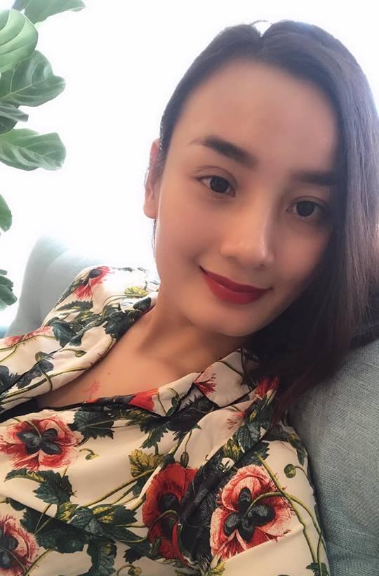 Nam Em sáng ngang ngửa pháo hoa giao thừa với lời chúc Tết nổi bật giữa dàn sao showbiz-12