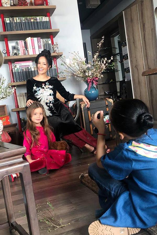 Tết đầu tiên làm mẹ đơn thân của ca sĩ Hồng Nhung-10