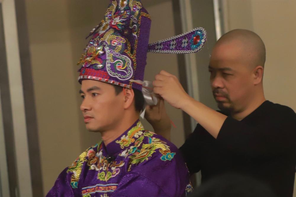 NTK nói gì khi trang phục của Bắc Đẩu châm biếm vua cà phê?-2