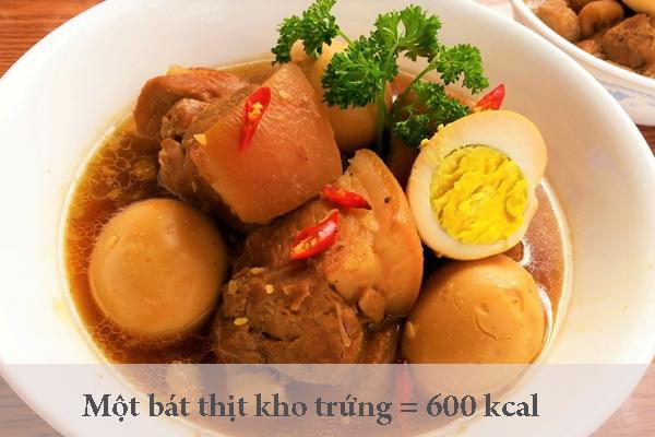 Lượng calo trong các món ăn truyền thống ngày Tết bạn cần biết-5