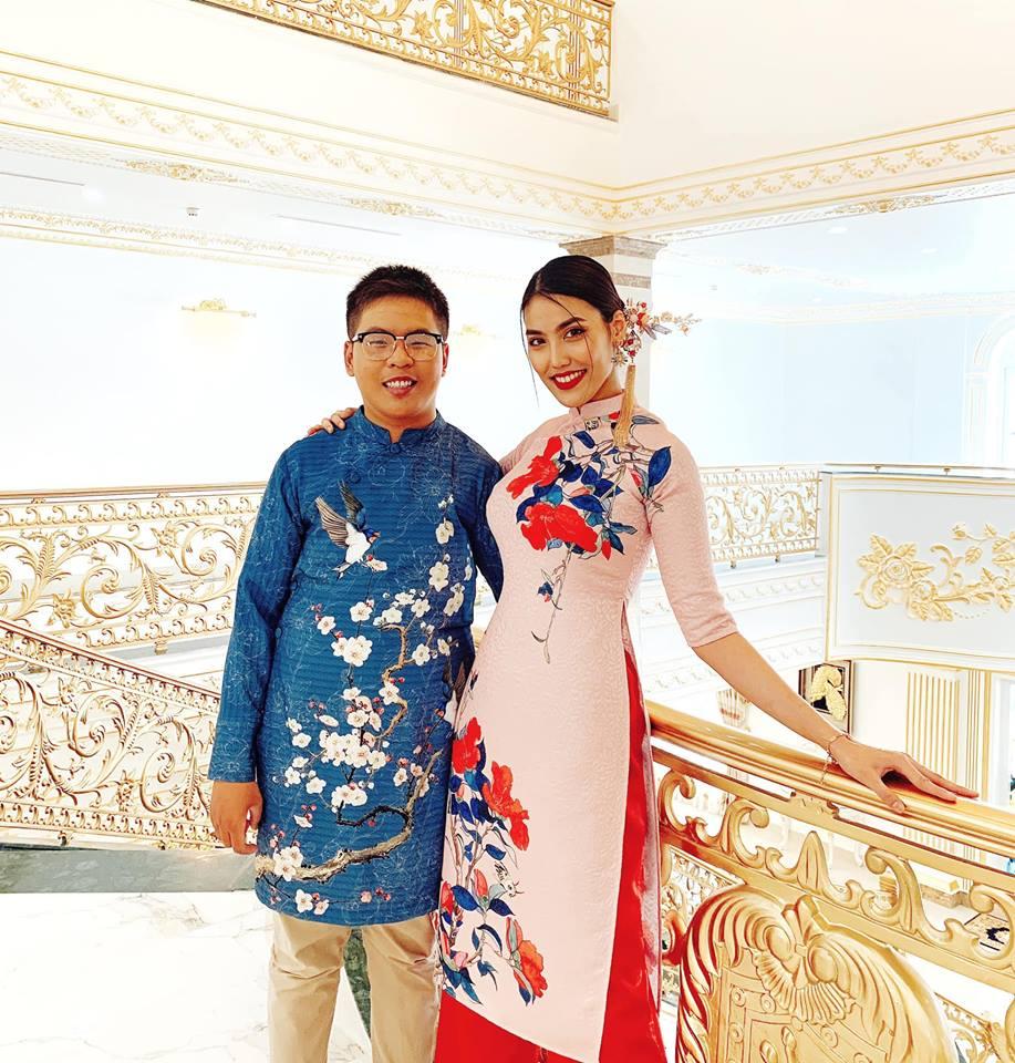 Dâu mới Lan Khuê sánh đôi chồng đại gia nhận lì xì trong biệt thự dát vàng của gia tộc giàu có-5