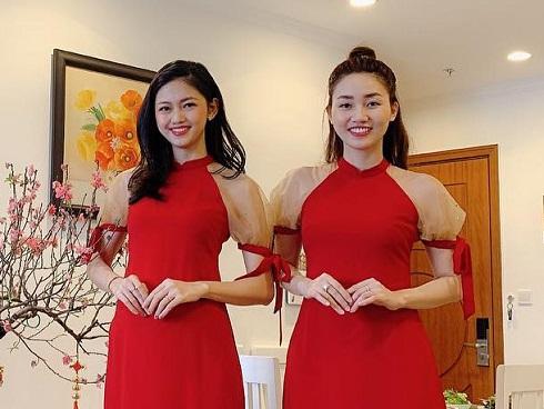 Cặp chị em Á hậu Ngô Trà My - Ngô Thanh Thanh Tú giống nhau như hai giọt nước khi diện áo dài đôi