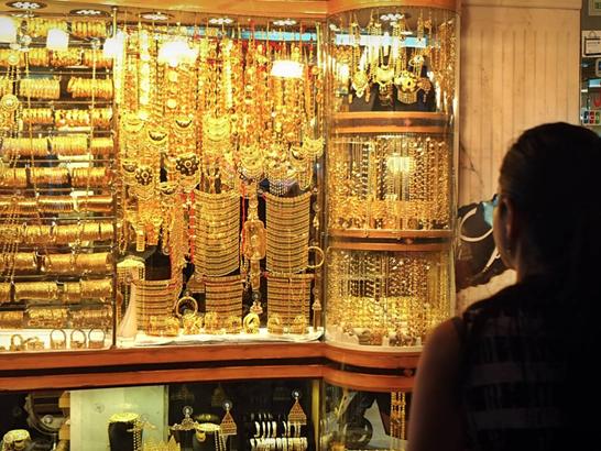 Khách sạn xa hoa, lâu đời bậc nhất Paris có giá 465 triệu đồng/đêm-1