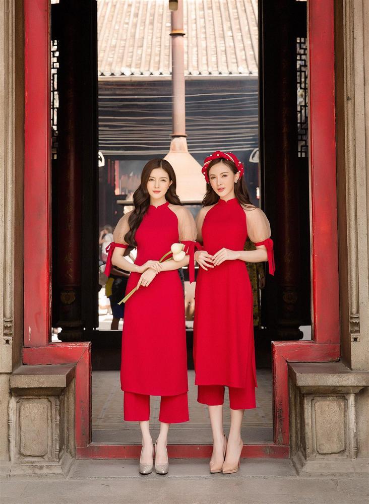 So kè nhan sắc đầu năm khi 9 mỹ nhân đụng hàng một mẫu áo dài: hoa hậu, ca sĩ hay diễn viên xinh hơn?-3