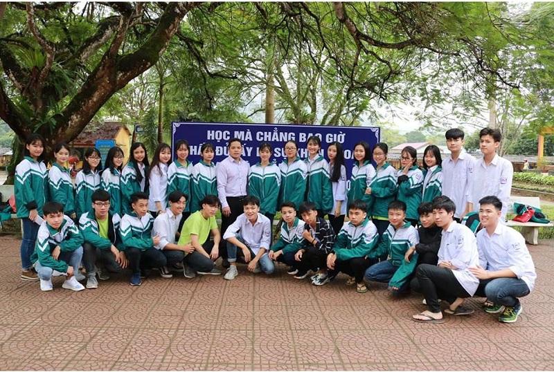 1001 tình huống cười ra nước mắt khi đến thăm thầy cô dịp Tết-2