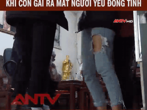 Chàng trai ngậm đắng nuốt cay chứng kiến người tình đồng giới ngang nhiên dẫn bồ về ăn nằm còn mặc quần áo của mình-3