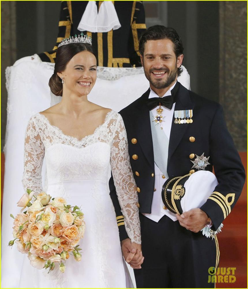 Diễn viên, mẫu nội y đổi đời khi trở thành con dâu Hoàng gia-4