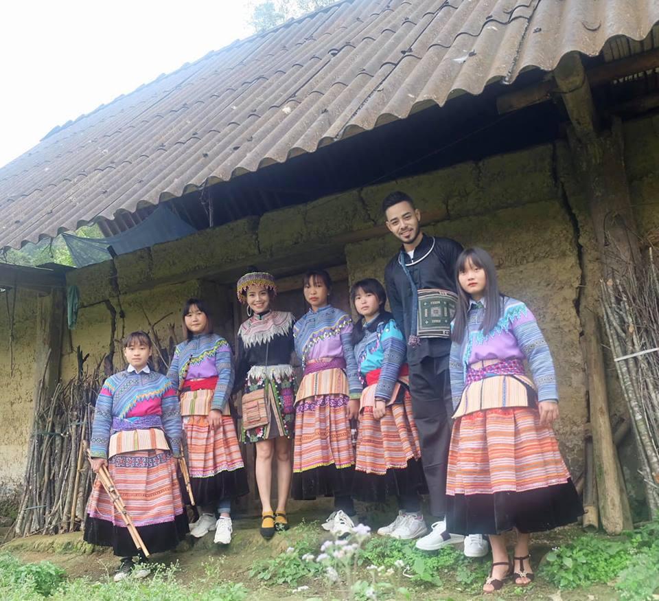 Mẫu nam cùng Thư Dung chụp ảnh phản cảm bị gạ tình 5.000 USD và phản ứng bất ngờ-2