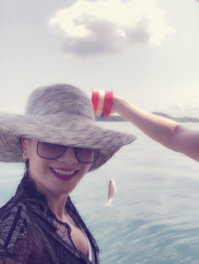 Sau thời gian lẻ bóng nuôi con, vợ cũ Thành Trung có bạn trai Tây và đang sống trong những ngày tháng ngôn tình-8