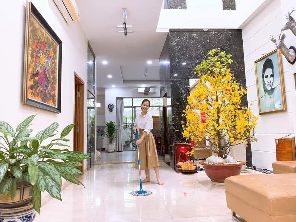 Cười té ghế với clip mô tả sự thay đổi trước và sau Tết của Thu Minh-5