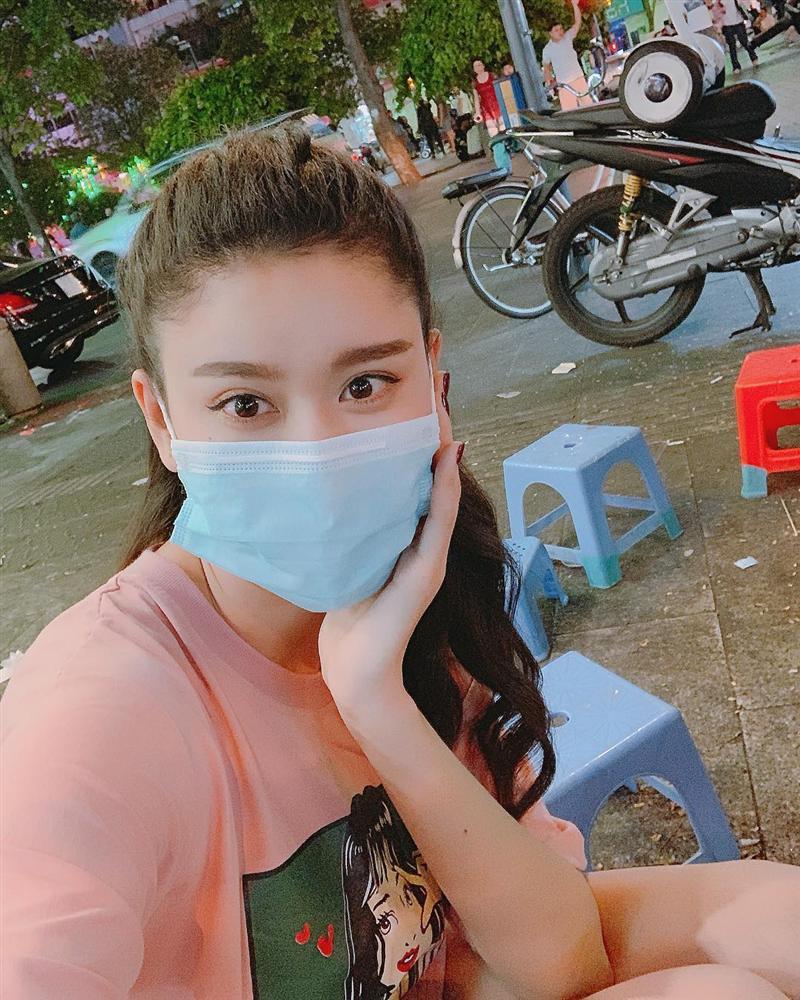 Hoa hậu Phạm Hương mặc áo hai dây sexy giữa nghi án bầu bí, sinh con-9