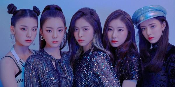 ITZY chính thức debut: JYP gom tất cả tinh hoa từ Wonder Girl - Miss A - Twice-1