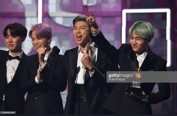 BTS trở thành nghệ sĩ Kpop đầu tiên xuất hiện trên sân khấu Grammy: Chúng tôi sẽ trở lại!-2
