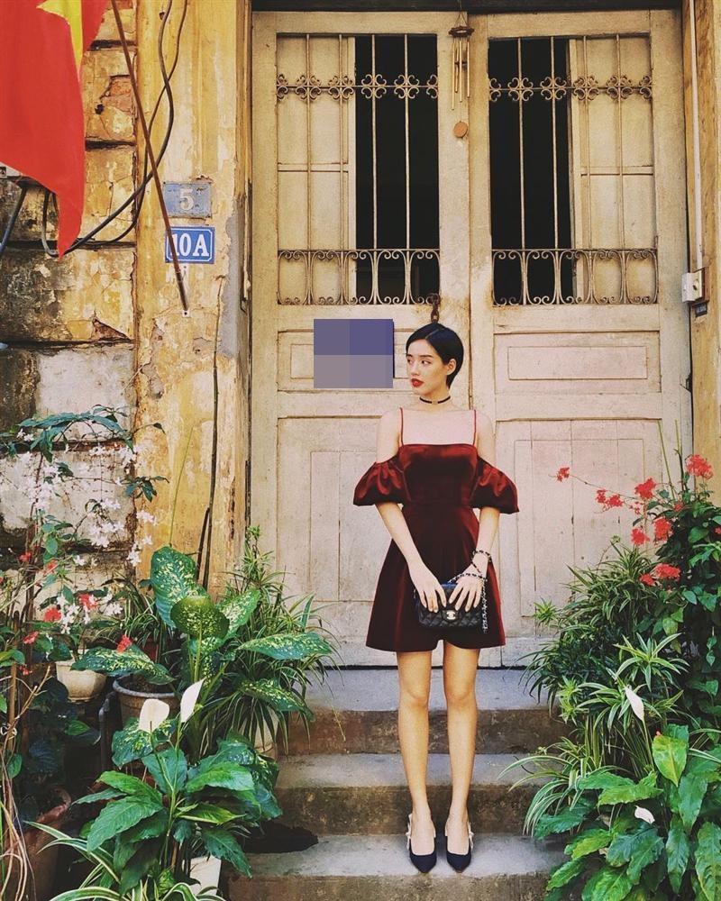 Sao Việt xuất ngoại đầu năm: HHen Niê lên đồ tomboy cực chất - Chi Pu, Minh Hằng vùng vẫy giữa tuyết trắng-5