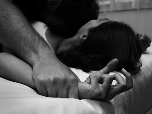 Nhận diện đặc điểm kẻ hiếp dâm qua tướng mạo, phụ nữ nhất định phải đề phòng