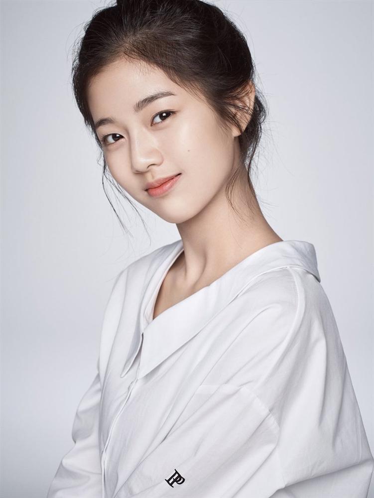 Park Shin Hye khoe gương mặt mộc mạc mà vẫn đủ đốn tim người hâm mộ-3