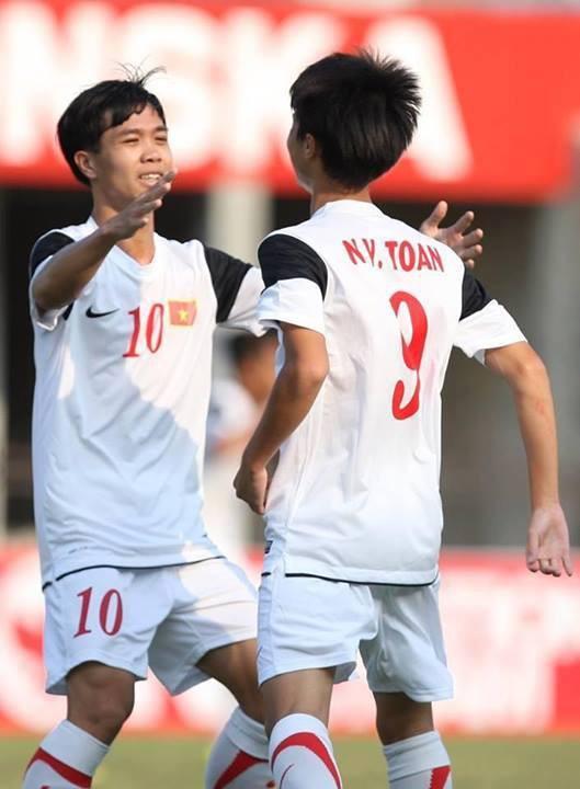 Văn Toàn đăng ảnh chia tay người bạn thân 10 năm Công Phượng khiến ai cũng ngậm ngùi-4