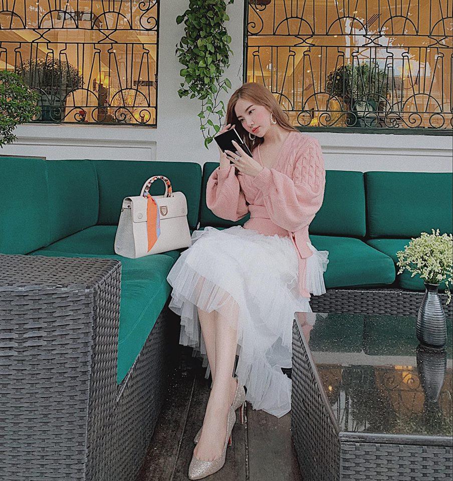 Khổ như người yêu Quang Hải: Chỉ vì quá đáng yêu mà Nhật Lê bị fan cuồng đe dọa cắt lưỡi-4