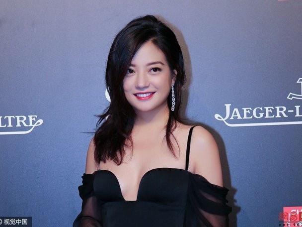 Triệu Vy xuất hiện mệt mỏi giữa tâm bão ly thân với chồng-5