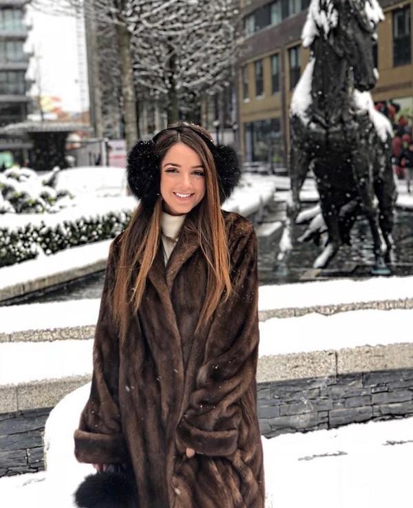 Nhan sắc xinh đẹp và cuộc sống sang chảnh của cô gái Tây vướng nghi vấn chia tay em chồng Hà Tăng-6