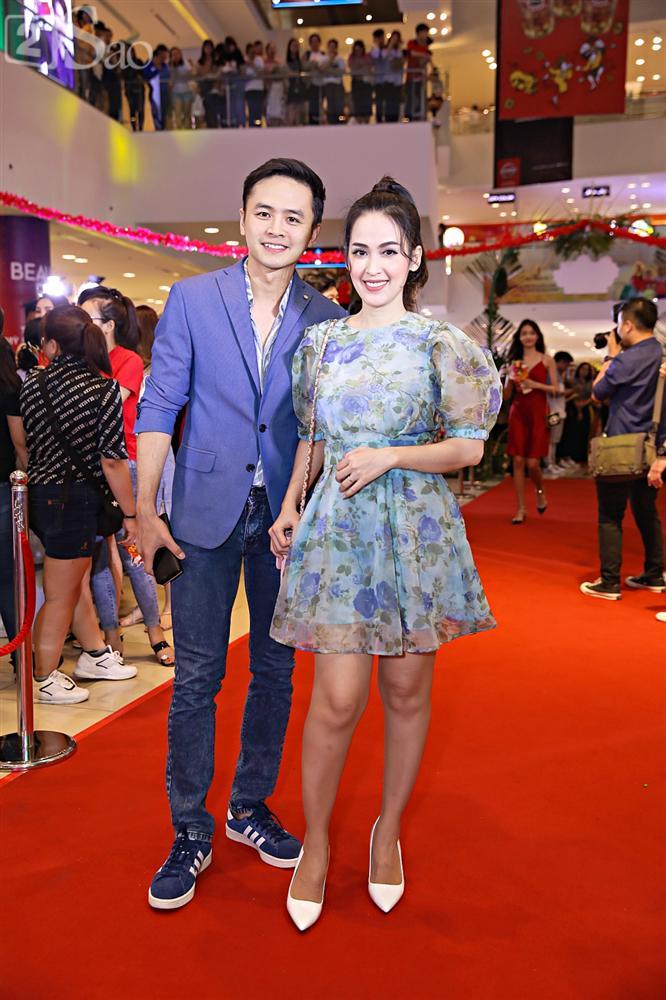 Cùng diện áo cưới, Ngọc Trinh và Diệu Nhi hóa thân thành cô dâu chẳng cần chú rể-20