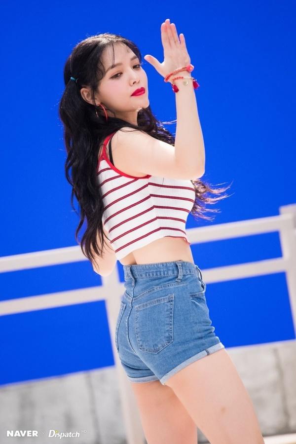 Xuất hiện với hình ảnh gầy gò và hốc hác khác lạ, thành viên AOA khiến fan náo loạn vì lo lắng cô đang tự bỏ đói bản thân-4