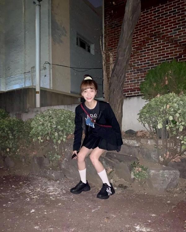 Xuất hiện với hình ảnh gầy gò và hốc hác khác lạ, thành viên AOA khiến fan náo loạn vì lo lắng cô đang tự bỏ đói bản thân-6