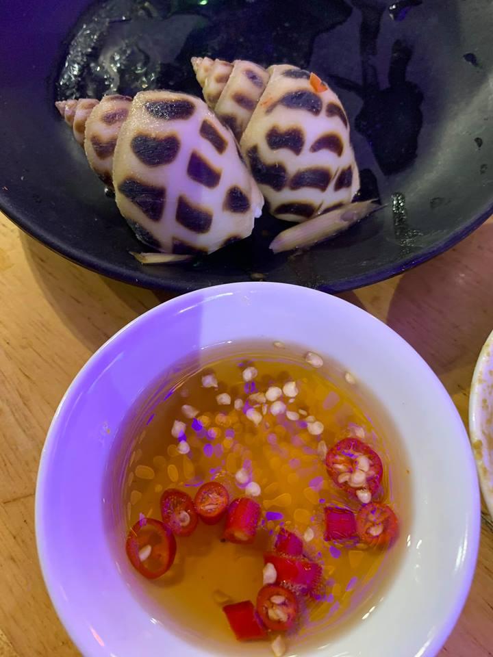 Bà xã Bình Minh kêu trời vì quà Valentine chồng tặng là hai con ốc hương-3