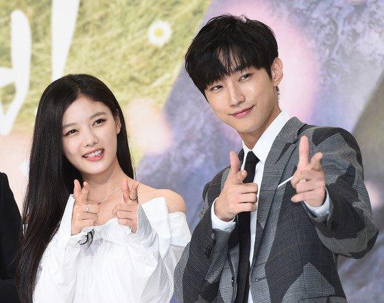 Mỹ nhân Yoo In Na tiết lộ từng bị bắt nạt hồi đi học vì ngoại hình xấu xí-6