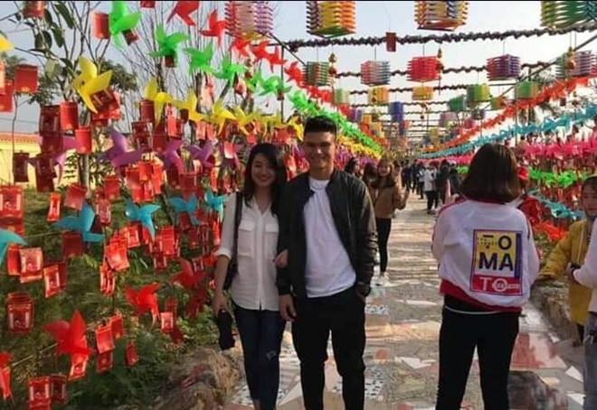 Đúng Valentine, cầu thủ Xuân Mạnh công khai người yêu xinh đẹp-3