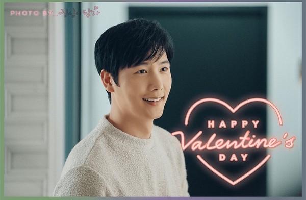 Chạm vào tim em: Phát hành bộ ảnh Valentine ngọt ngào của Yoo In Na và Lee Dong Wook-16