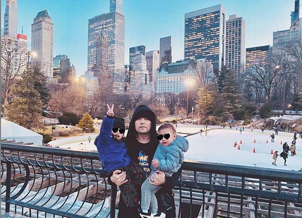 Valentine của sao Hoa ngữ: Ai cũng hạnh phúc bên người yêu, chỉ riêng Trương Bá Chi lại khác biệt-3