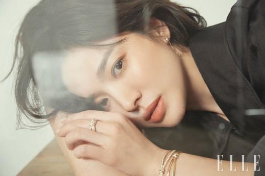Giữa tin đồn ly hôn, Song Hye Kyo khiến bao người ngất ngây với nhan sắc mỹ miều rụng tim-7