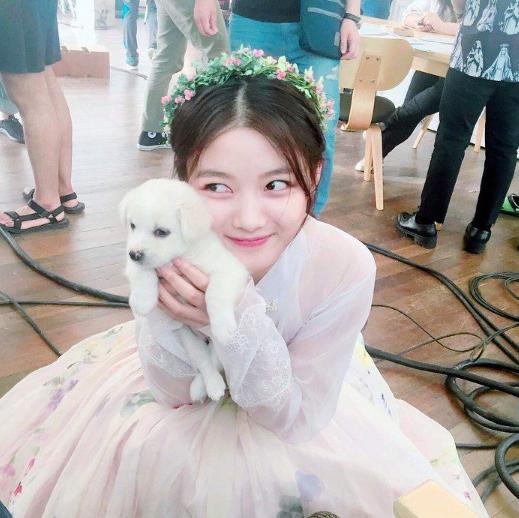 Tử vi thứ Bảy ngày 16/2/2019 của 12 con giáp: Hợi mâu thuẫn tiền bạc, Tý hạnh phúc ngập tràn-1