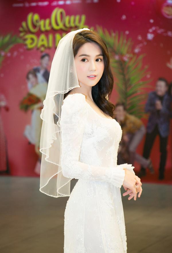 HHen Niê đẳng cấp sánh ngang mỹ nhân quốc tế - Ngọc Trinh hóa nàng dâu ĐẸP nhất thảm đỏ tuần qua-5